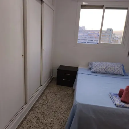 Homestay C Habitacion Preciosa Grande Privada Centro Y Cerca De La Playa Wi-fi *